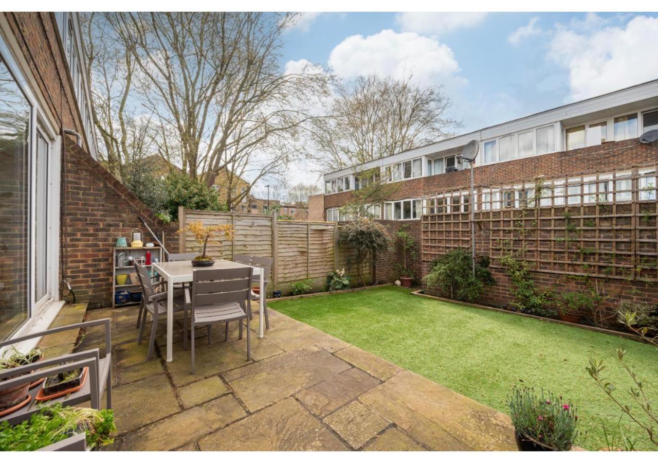 Casa vacanze Chic 3-br Welll Located In Islington Londra