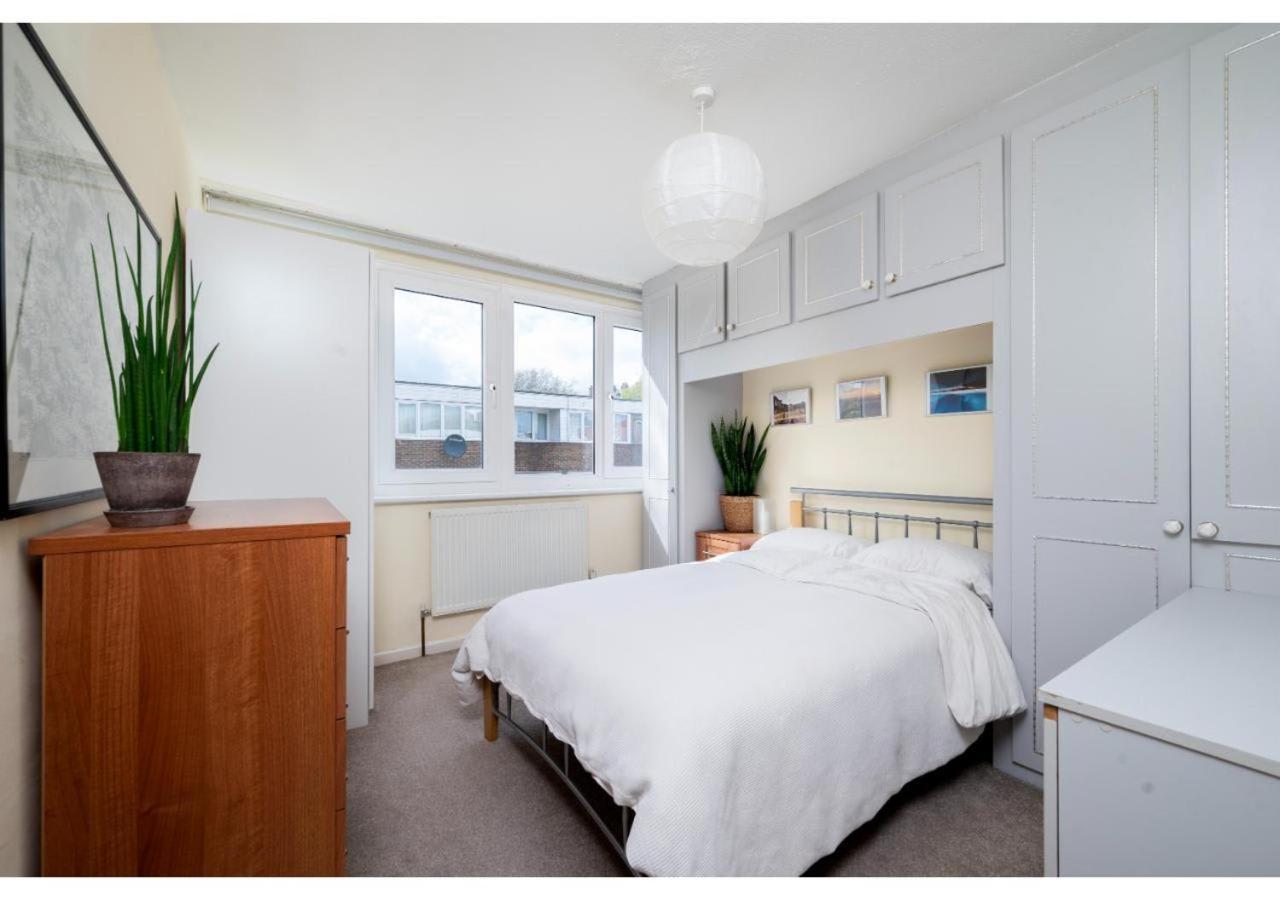 Chic 3-br Welll Located In Islington Londra