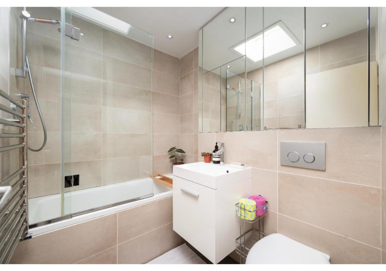 Casa vacanze Chic 3-br Welll Located In Islington