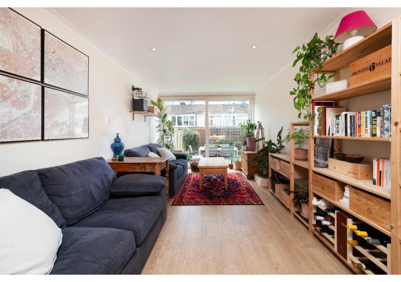 Chic 3-br Welll Located In Islington Londra