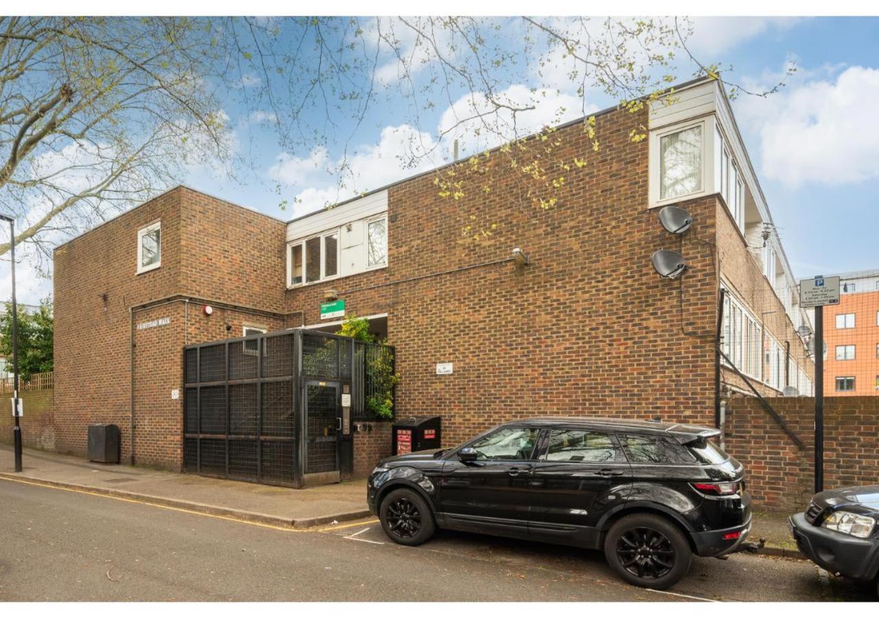 Chic 3-br Welll Located In Islington Londra